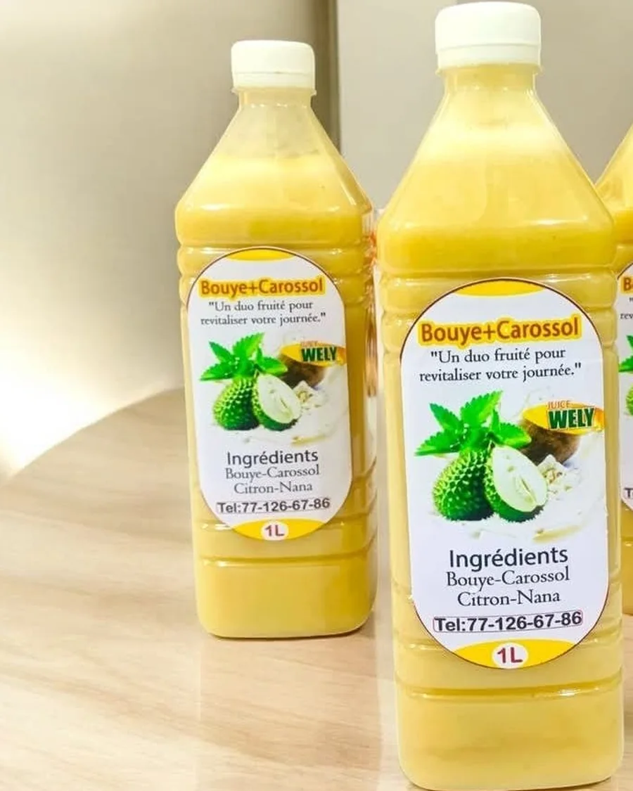 Bouteilles de jus WELY Bouye et Carossol
